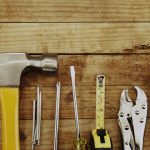 5 Signs You Need to Hire a Handyman Service